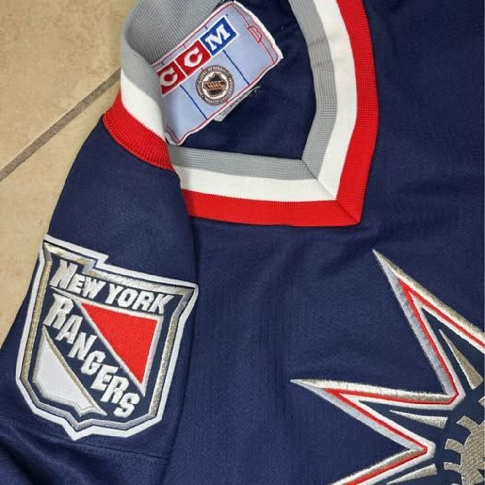 Vintage New York Rangers Hockey Jersey-Men’s - Picture 3 of 4